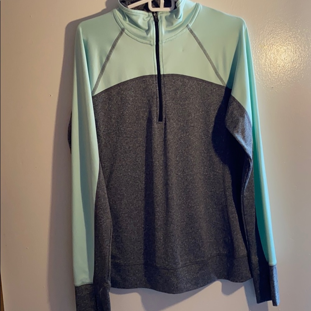 Long sleeve workout sweater